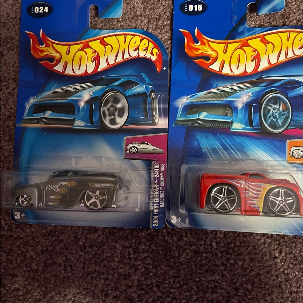 2 Diecast hot wheels Cars!  New!